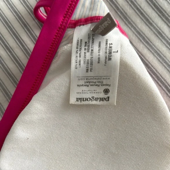 Patagonia Vibrant Pink and Gold women’s Swimwear Set - Picture 2 of 6